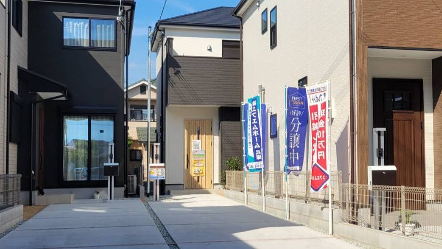 【愛知県の一戸建て】加古郡第4播磨町南大中4棟