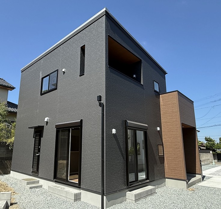 【愛知県の一戸建て】糸島市第2篠原西2棟
