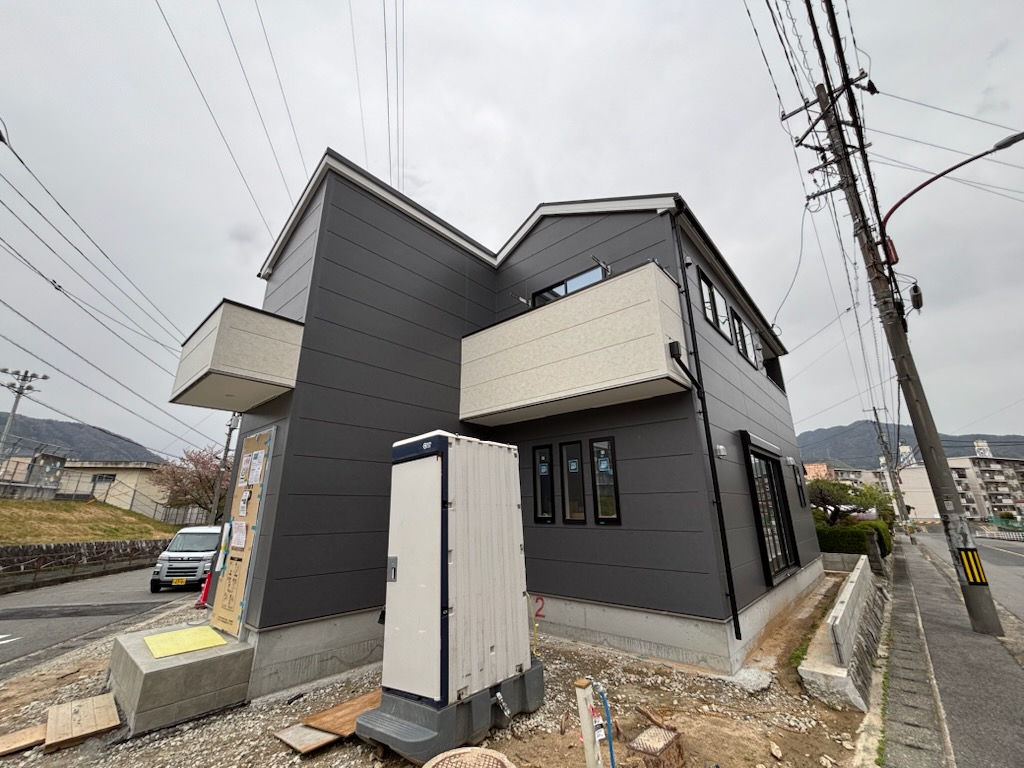 広島市第5安佐北区落合の外観