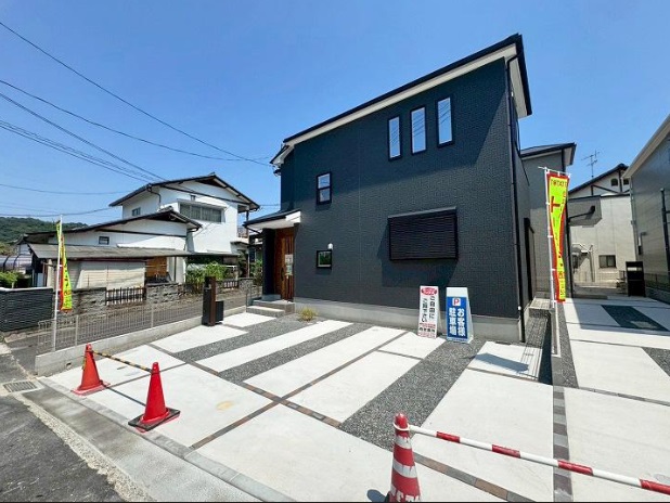 【愛知県の一戸建て】廿日市市第1平良　3棟