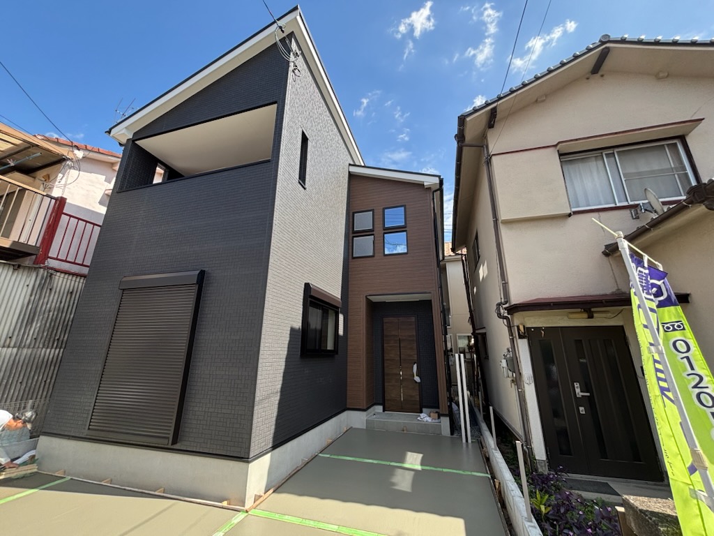 【愛知県の一戸建て】広島市第5安佐南区長束