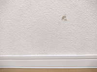 キズが付いた壁